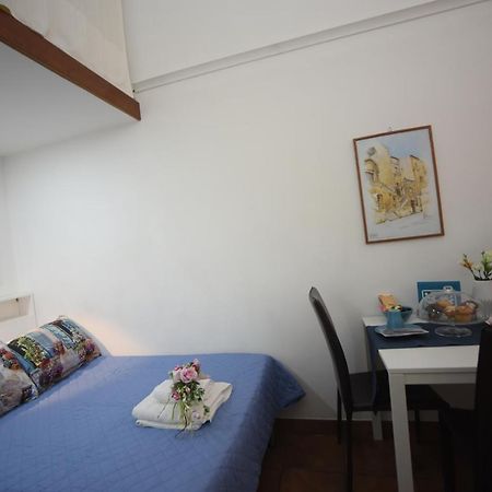 Bed and Breakfast Da Noi Due à Tarente Extérieur photo